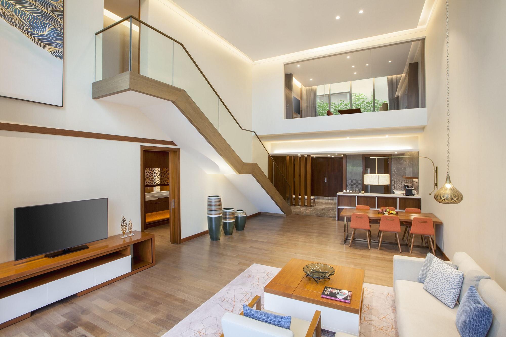 Hotel Grand Hyatt Kochi Bolgatty Extérieur photo A duplex suite at the hotel